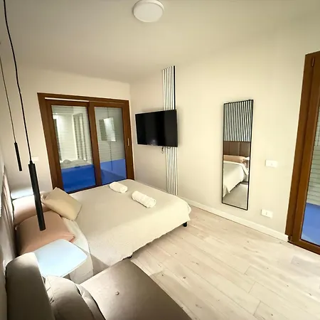 Guest house La N4 Exclusive 3*
